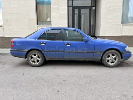 Mercedes-Benz C 180 1996 года за 1 200 000 тг. в Астана – фото 3