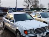 Mercedes-Benz E 230 1991 года за 1 600 000 тг. в Алматы – фото 3