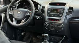 Kia Sorento 2014 года за 7 500 000 тг. в Астана – фото 2