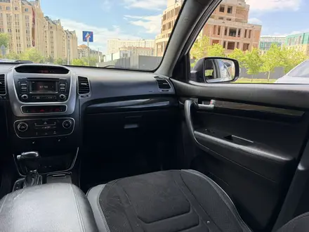 Kia Sorento 2014 года за 7 500 000 тг. в Астана – фото 16