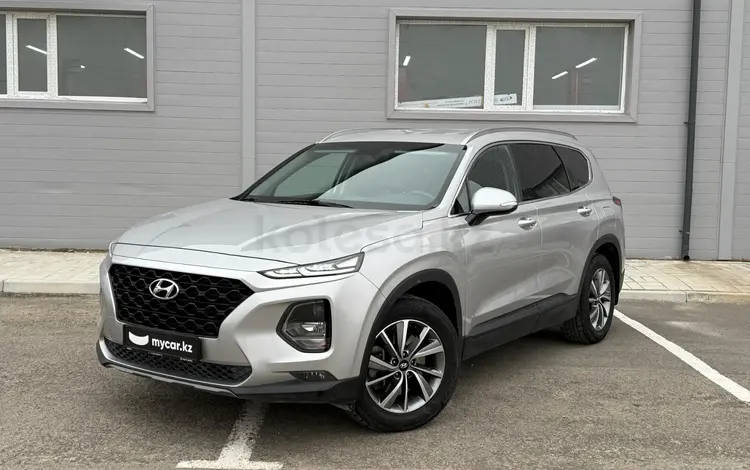 Hyundai Santa Fe 2019 годаfor12 500 000 тг. в Актау