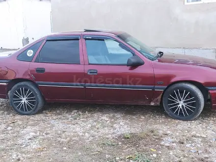 Opel Vectra 1993 года за 700 000 тг. в Жетысай – фото 2