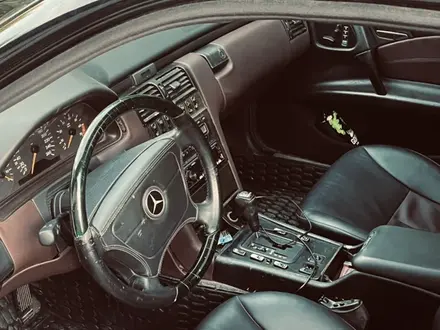 Mercedes-Benz E 55 AMG 1998 года за 2 500 000 тг. в Алматы – фото 6