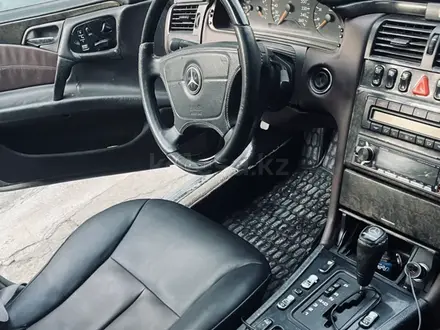 Mercedes-Benz E 55 AMG 1998 года за 2 500 000 тг. в Алматы – фото 5
