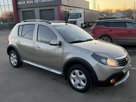 Renault Sandero Stepway 2014 года за 3 950 000 тг. в Актобе – фото 10