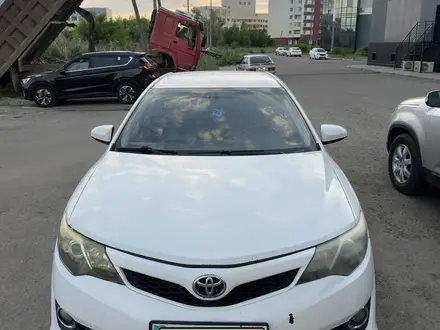 Toyota Camry 2013 года за 7 750 000 тг. в Усть-Каменогорск – фото 2