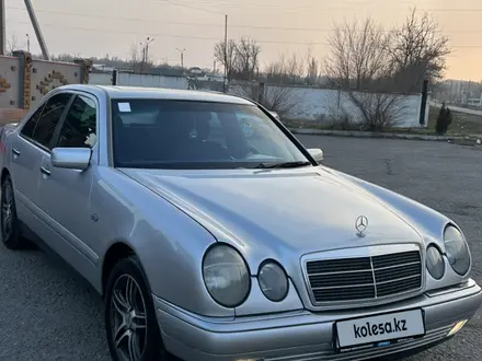 Mercedes-Benz E 280 1996 года за 2 250 000 тг. в Тараз – фото 3