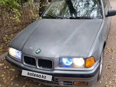 BMW 318 1991 года за 800 000 тг. в Алматы – фото 18