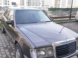 Mercedes-Benz E 200 1990 года за 1 615 000 тг. в Шымкент