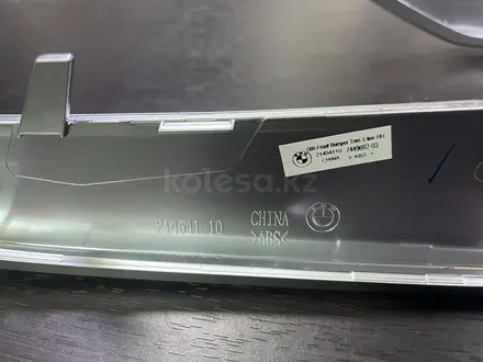 Накладка бампера BMW X5 G05 2018-нв за 55 000 тг. в Караганда – фото 3