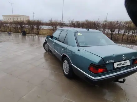 Mercedes-Benz E 260 1989 года за 1 000 000 тг. в Актобе – фото 10