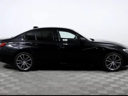BMW 330 2019 года за 27 000 000 тг. в Алматы – фото 4