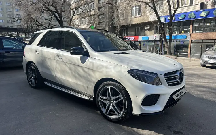 Mercedes-Benz GLE 400 2015 года за 27 500 000 тг. в Алматы