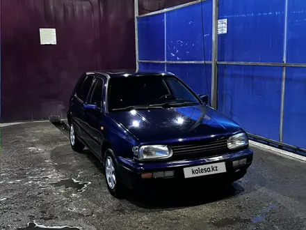Volkswagen Golf 1992 года за 1 300 000 тг. в Тараз – фото 2
