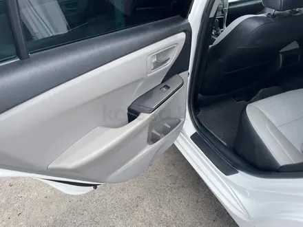 Toyota Camry 2017 года за 7 532 100 тг. в Алматы – фото 10