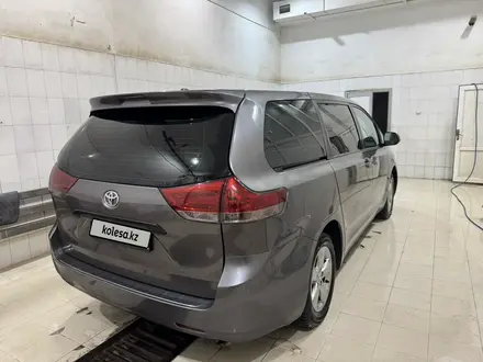 Toyota Sienna 2012 года за 10 500 000 тг. в Уральск – фото 9