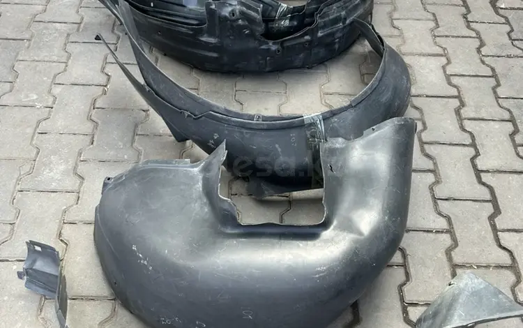 Подкрыльники за 1 000 тг. в Алматы