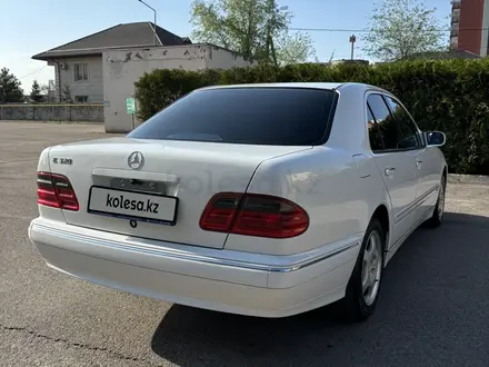Mercedes-Benz E 320 2001 года за 5 950 000 тг. в Алматы – фото 6