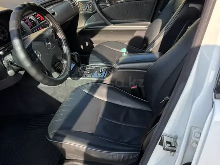 Mercedes-Benz E 320 2001 года за 5 950 000 тг. в Алматы – фото 15