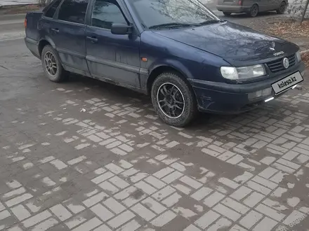 Volkswagen Passat 1994 года за 2 000 000 тг. в Уральск – фото 2