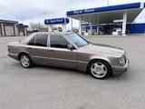 Mercedes-Benz E 280 1993 года за 1 400 000 тг. в Алматы – фото 3