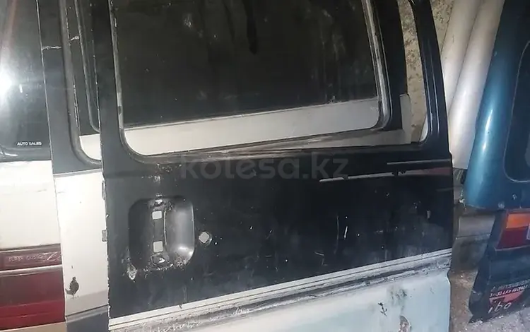 Двери на Делику квадратную за 1 811 тг. в Алматы