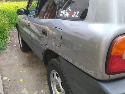 Toyota RAV4 1996 года за 3 800 000 тг. в Алматы – фото 2