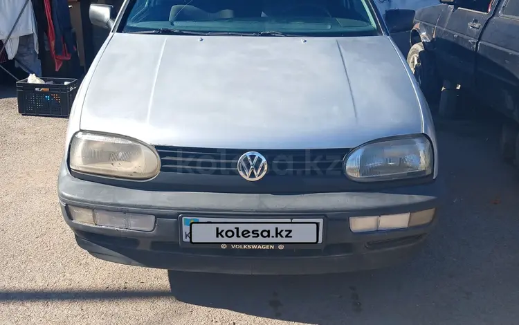 Volkswagen Golf 1993 года за 550 000 тг. в Астана