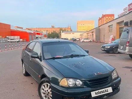 Toyota Avensis 1999 года за 1 750 000 тг. в Астана