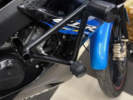 Honda  CBR 150R 2005 года за 1 500 000 тг. в Алматы – фото 2