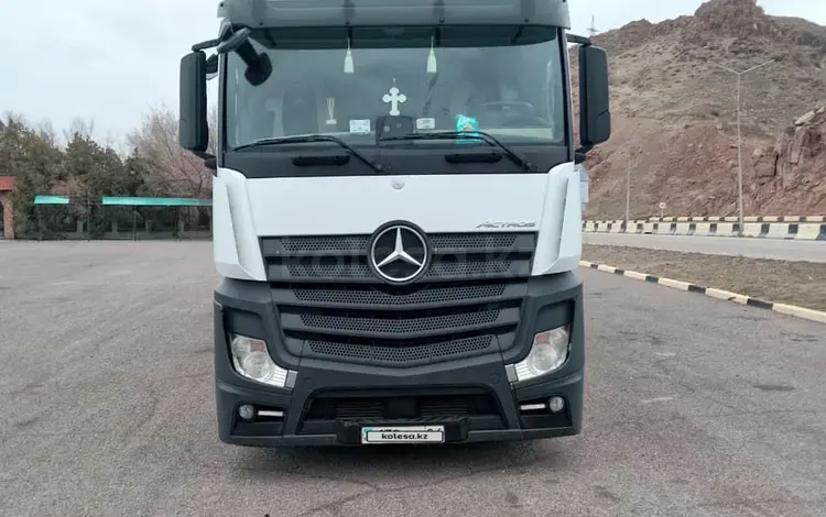 Mercedes-Benz  Actros 2017 года за 26 000 000 тг. в Актобе