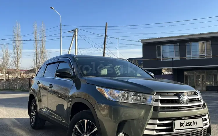 Toyota Highlander 2018 года за 18 700 000 тг. в Шымкент