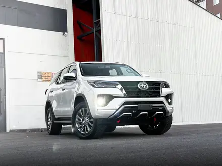 Toyota Fortuner 2022 года за 27 900 000 тг. в Алматы – фото 2