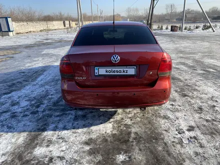 Volkswagen Polo 2013 года за 4 500 000 тг. в Караганда – фото 2