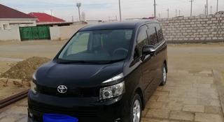Toyota Voxy 2008 года за 5 300 000 тг. в Актау