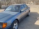 Mercedes-Benz E 200 1991 годаүшін1 200 000 тг. в Балхаш – фото 4