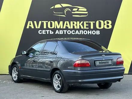 Toyota Avensis 2001 года за 3 090 000 тг. в Актобе – фото 5