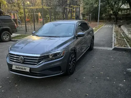 Volkswagen Passat 2020 года за 9 000 000 тг. в Алматы – фото 17