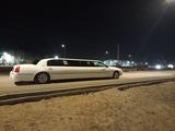 Lincoln Town Car 2003 года за 2 000 000 тг. в Атырау – фото 2