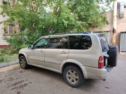 Suzuki XL7 2002 года за 4 300 000 тг. в Астана – фото 2