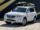 Toyota RAV4 2011 года за 8 390 000 тг. в Атырау