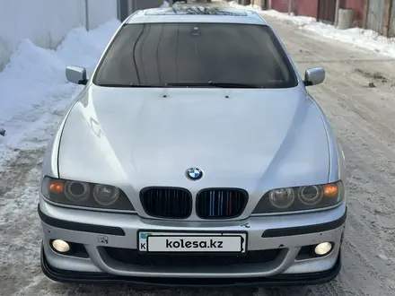 BMW 530 2001 года за 4 800 000 тг. в Алматы – фото 13