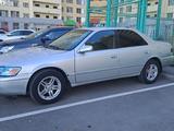 Toyota Camry 2000 годаfor3 850 000 тг. в Усть-Каменогорск – фото 3