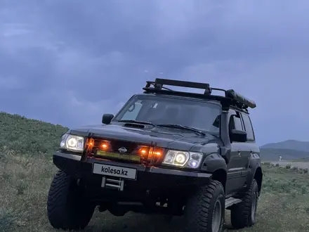 Nissan Patrol 2003 года за 8 500 000 тг. в Алматы – фото 16