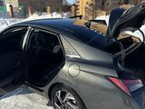 Hyundai Elantra 2024 года за 9 800 000 тг. в Уральск – фото 5