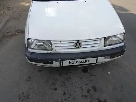 Volkswagen Vento 1992 годаүшін500 000 тг. в Байсерке – фото 3