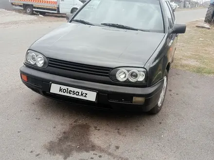 Volkswagen Golf 1993 года за 1 300 000 тг. в Есик – фото 4