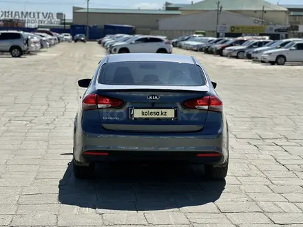 Kia Cerato 2017 года за 6 900 000 тг. в Атырау – фото 4