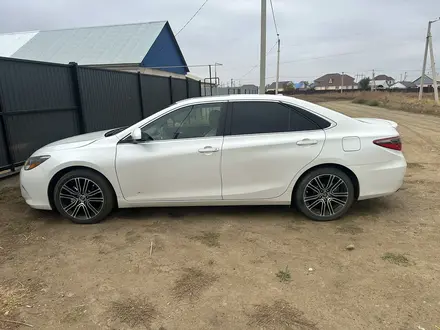 Toyota Camry 2015 года за 5 500 000 тг. в Уральск – фото 6