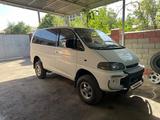 Mitsubishi Delica 1995 годаүшін4 800 000 тг. в Алматы